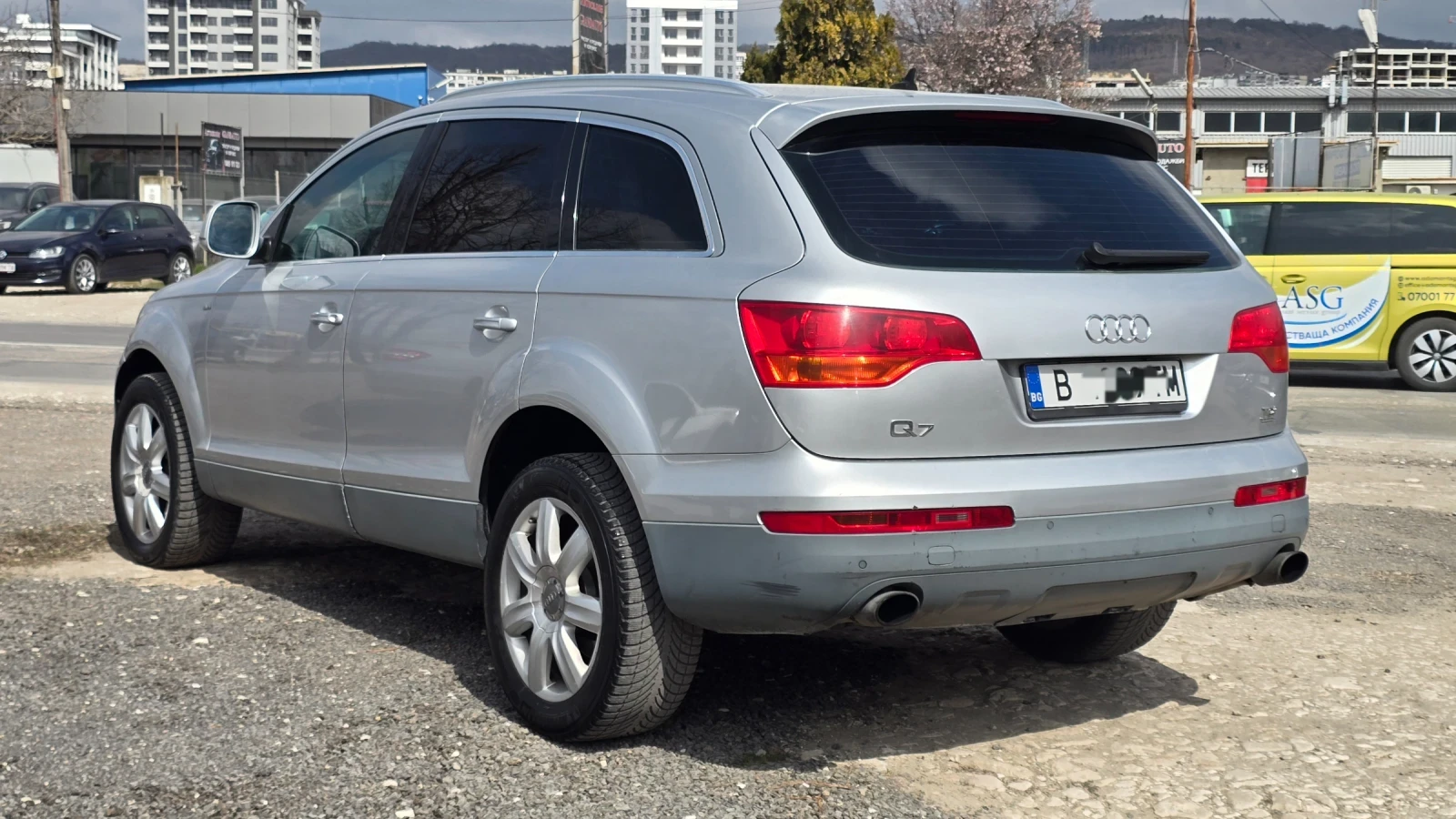 Audi Q7 3.0TDI/Сменени вериги, снимка 5 - Автомобили и джипове - 53910072
