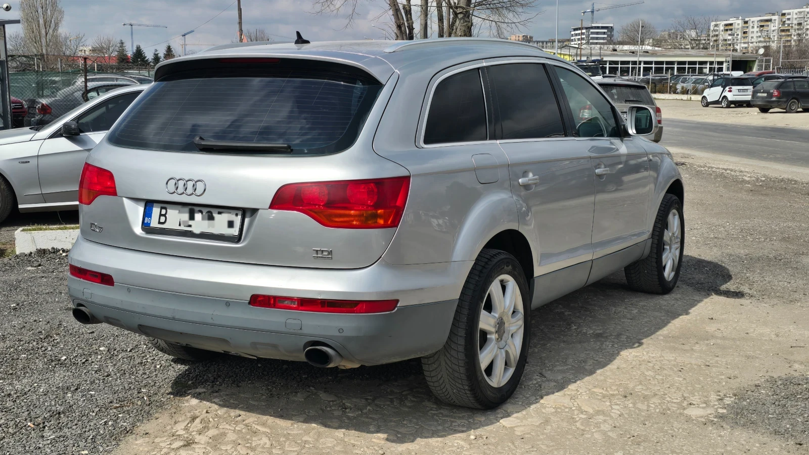 Audi Q7 3.0TDI/Сменени вериги, снимка 8 - Автомобили и джипове - 53910072