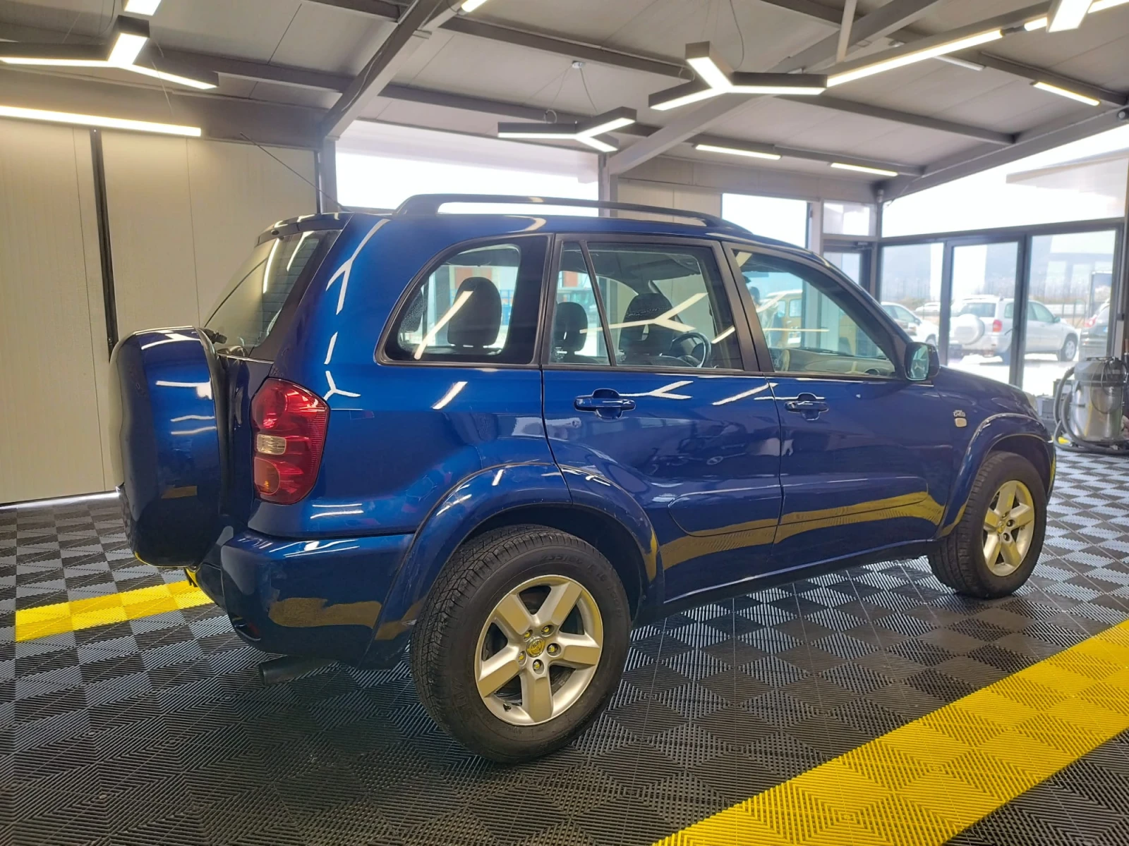 Toyota Rav4 2.2d4d 116kc, снимка 5 - Автомобили и джипове - 53928930