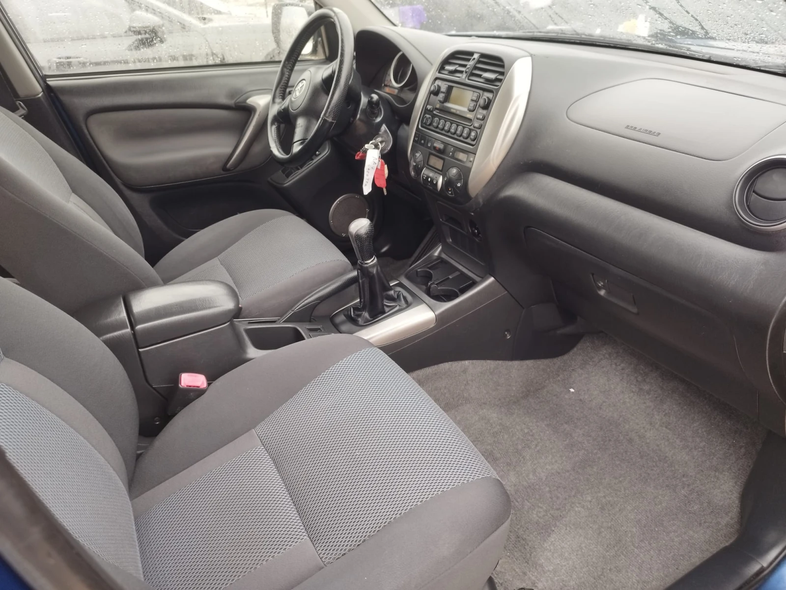 Toyota Rav4 2.2d4d 116kc, снимка 14 - Автомобили и джипове - 53928930