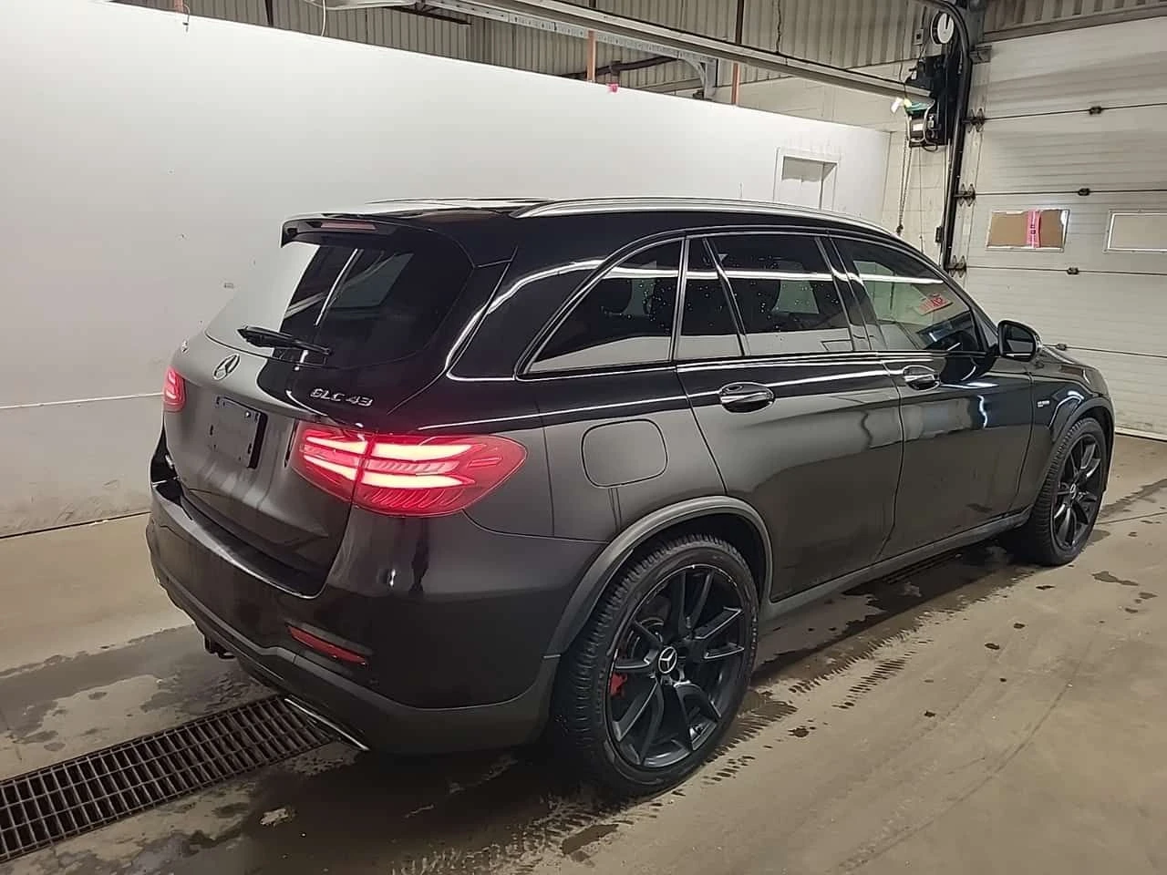 Mercedes-Benz GLC 43 AMG * CARFAX * ���� �� �� | Mobile.bg � ����������� 3