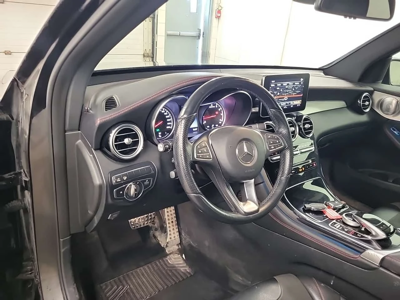 Mercedes-Benz GLC 43 AMG * CARFAX * ���� �� �� | Mobile.bg � ����������� 11