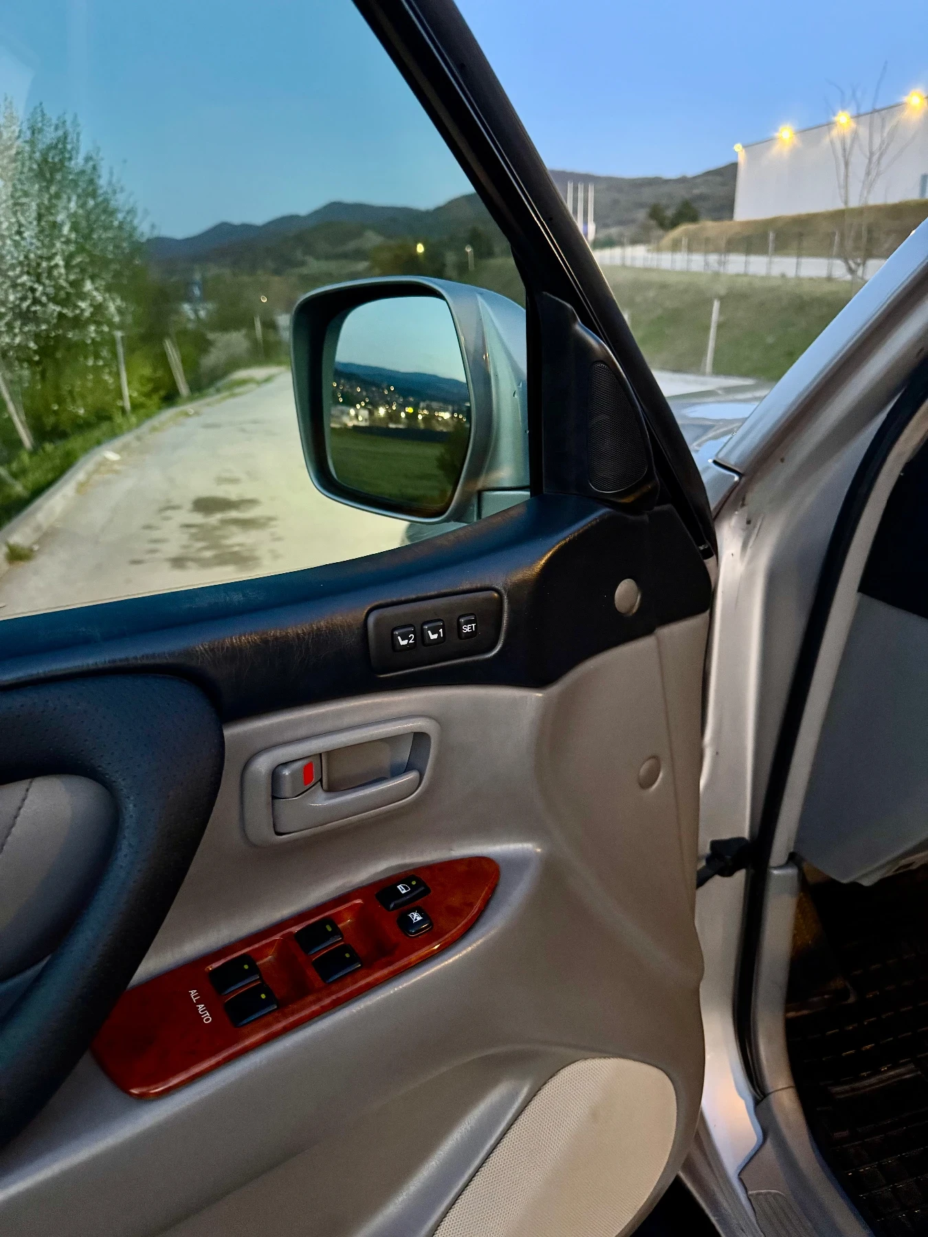 Toyota Land cruiser J100 4.2 TD 204 �� | Mobile.bg � ����������� 17