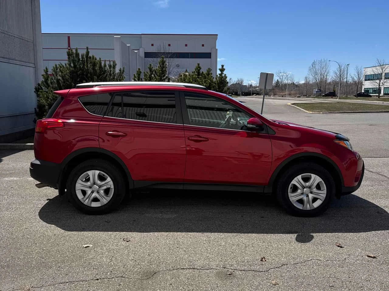 Toyota Rav4 * LE * 2 КЛЮЧА* ПОДГРЕВ* , снимка 3 - Автомобили и джипове - 54331048