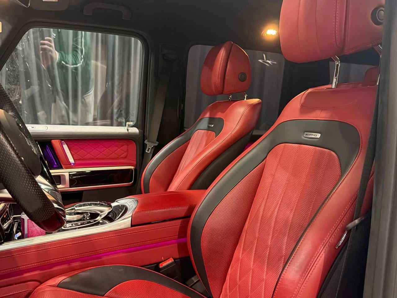 Mercedes-Benz G 63 AMG * БЕЗ ЗАБЕЛЕЖКА* АВТОКРЕДИТ* CARFAX* , снимка 11 - Автомобили и джипове - 54683969