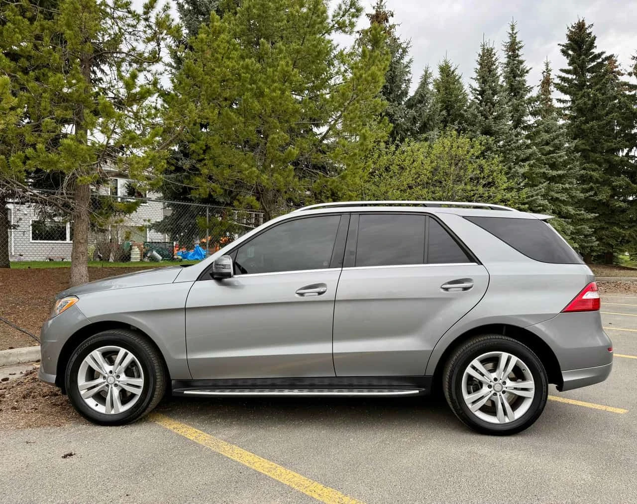 Mercedes-Benz ML 350 * BlueTEC * ПАНО * ПОДГРЕВИ * KEYLESS * H/K, снимка 2 - Автомобили и джипове - 54918437