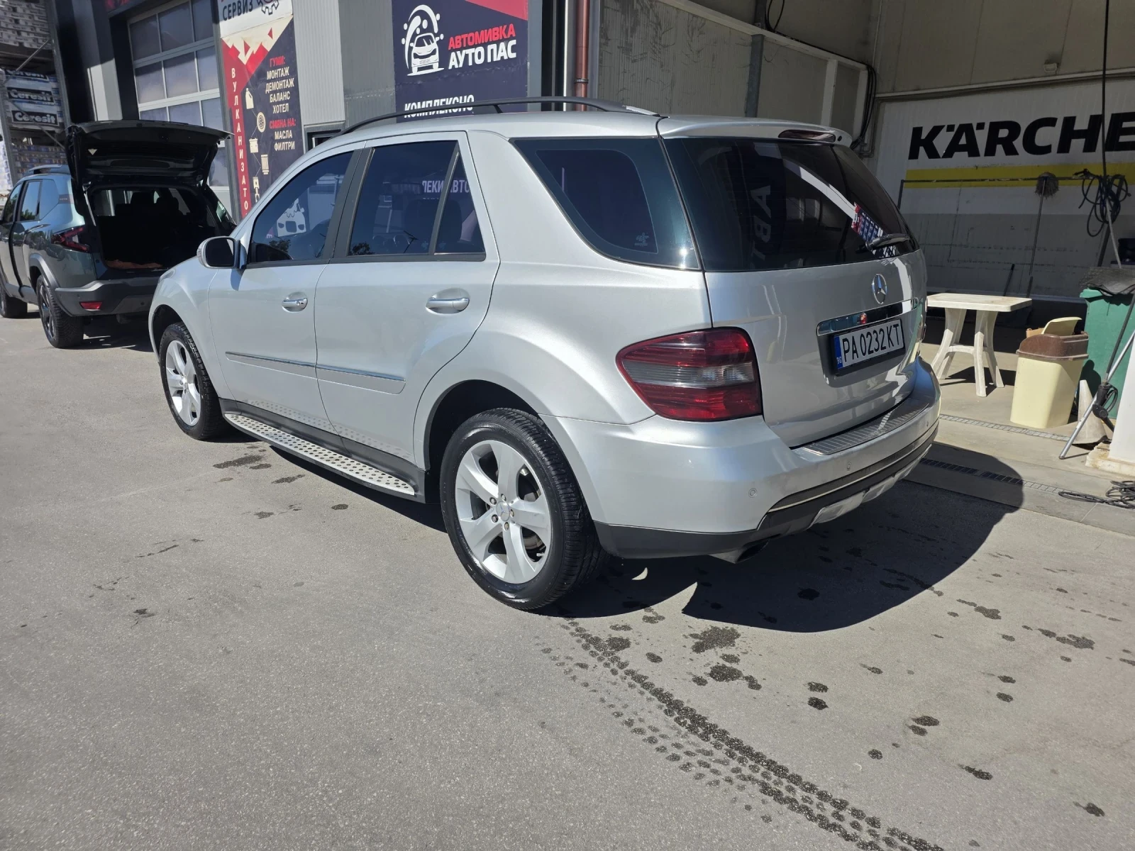 Mercedes-Benz ML 320, снимка 2 - Автомобили и джипове - 54966608