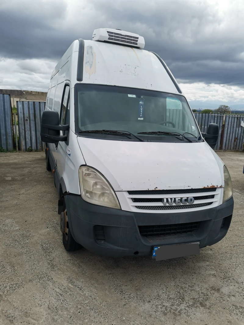 Iveco Daily, снимка 17 - Бусове и автобуси - 48654775