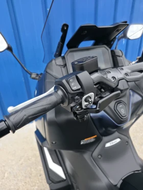 Yamaha T-max 560, снимка 7