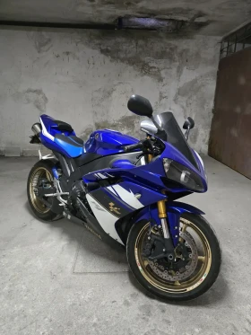 Yamaha YZF-R1, снимка 1