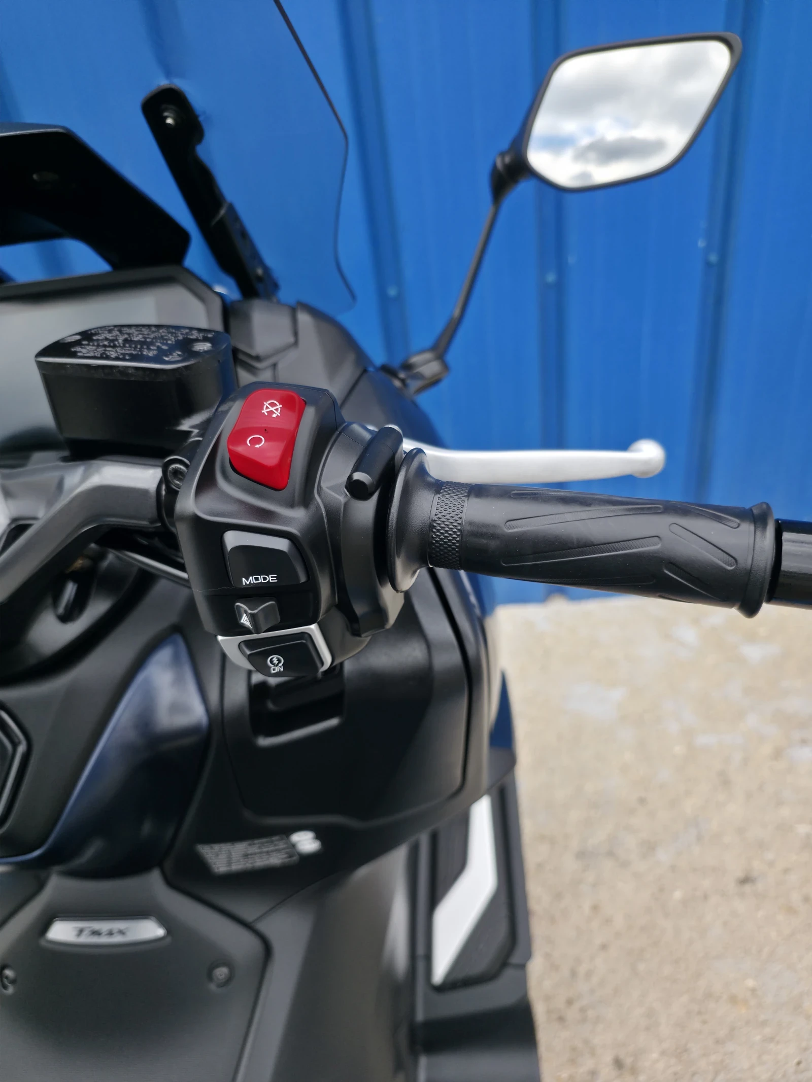 Yamaha T-max 560, снимка 9 - Мотоциклети и мототехника - 56202686