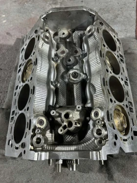 Окомплектован блок за BMW  M5 M6 M8 X5M X6M S63TU S63 S63B44B  20016-2019 , снимка 1