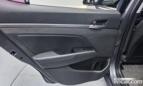 Hyundai Elantra 1.6 LPi Modern(Handicapped), снимка 15