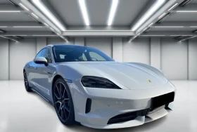 ������ Porsche Taycan