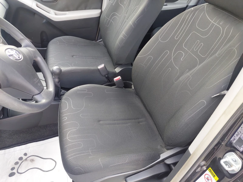Toyota Yaris  FACELIFT, снимка 8 - Автомобили и джипове - 50177953