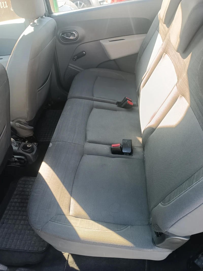 Dacia Lodgy 1, 5 dCi, КОЛЕДНА ПРОМОЦИЯ, 7 места, ЛИЗИНГ , снимка 10 - Автомобили и джипове - 52111567