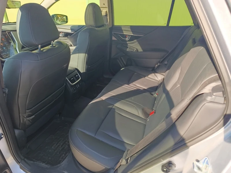 Subaru Outback 2.4XT Touring, снимка 12 - Автомобили и джипове - 52115816