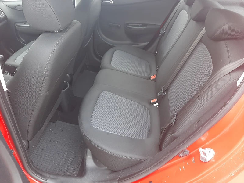 Hyundai I20 1.25 85ks., снимка 12 - Автомобили и джипове - 52689804