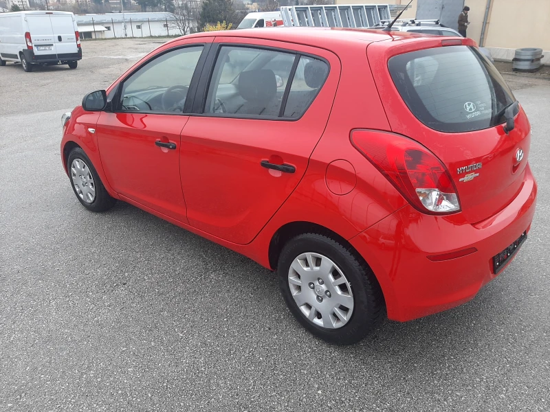 Hyundai I20 1.25 85ks., снимка 3 - Автомобили и джипове - 52689804
