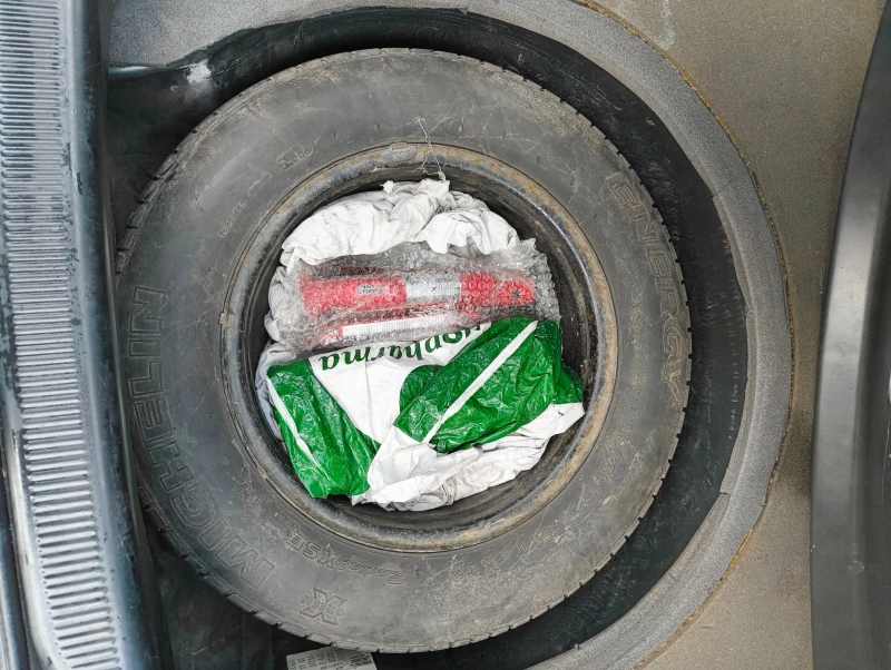 Audi 80 B4, снимка 14 - Автомобили и джипове - 52966873