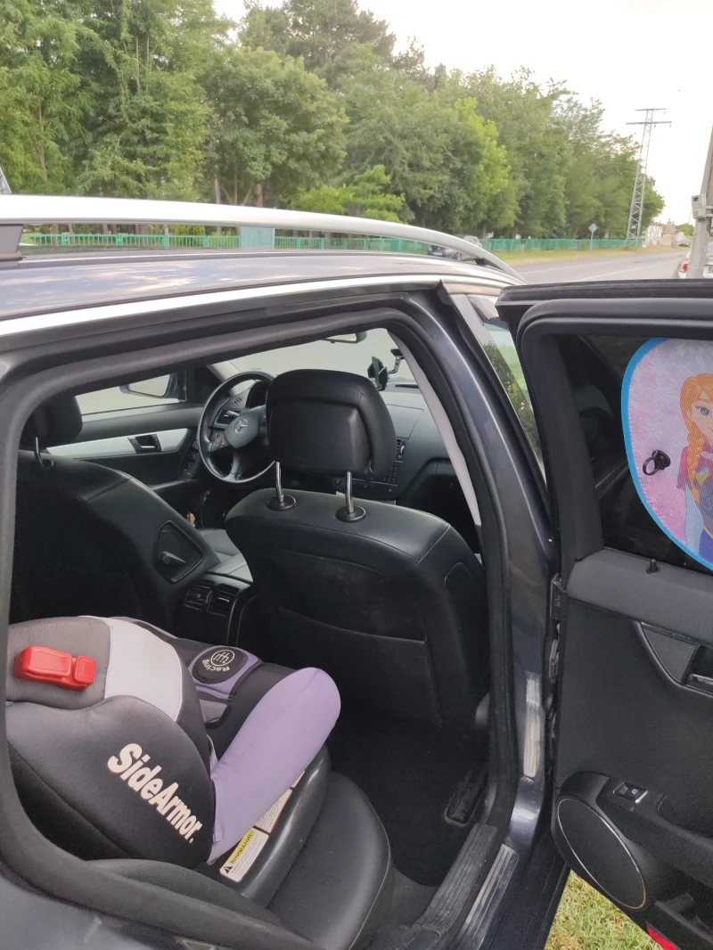 Mercedes-Benz C 200, снимка 6 - Автомобили и джипове - 52973523