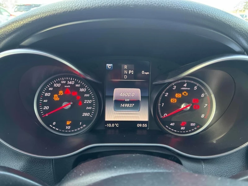 Mercedes-Benz C 300 * CARFAX * БЕЗ ПЪРВОНАЧАЛНА ВНОСКА, снимка 8 - Автомобили и джипове - 53024880