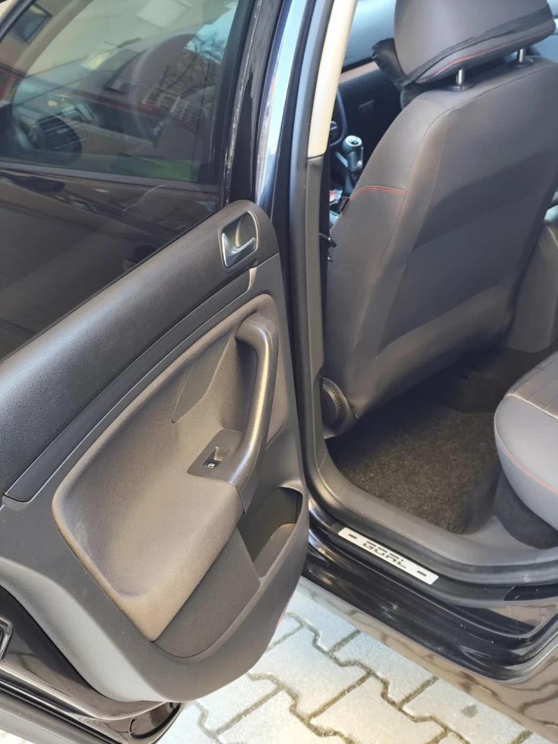 VW Golf VW GOLF 5 GOAL EDITION!, снимка 6 - Автомобили и джипове - 53198905