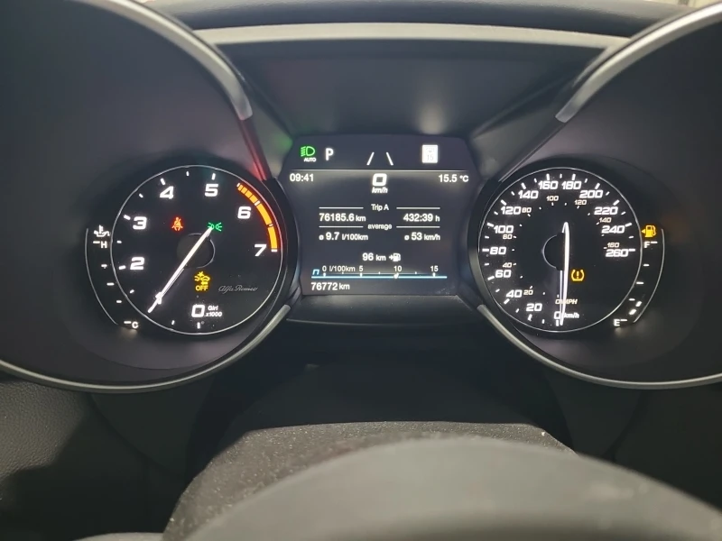 Alfa Romeo Giulia ESTREMA* АвтоКредит* Цена до БГ, снимка 10 - Автомобили и джипове - 53514283