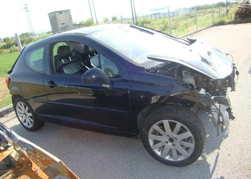 Peugeot 207 Atomatic Flex, снимка 14 - Автомобили и джипове - 2413571