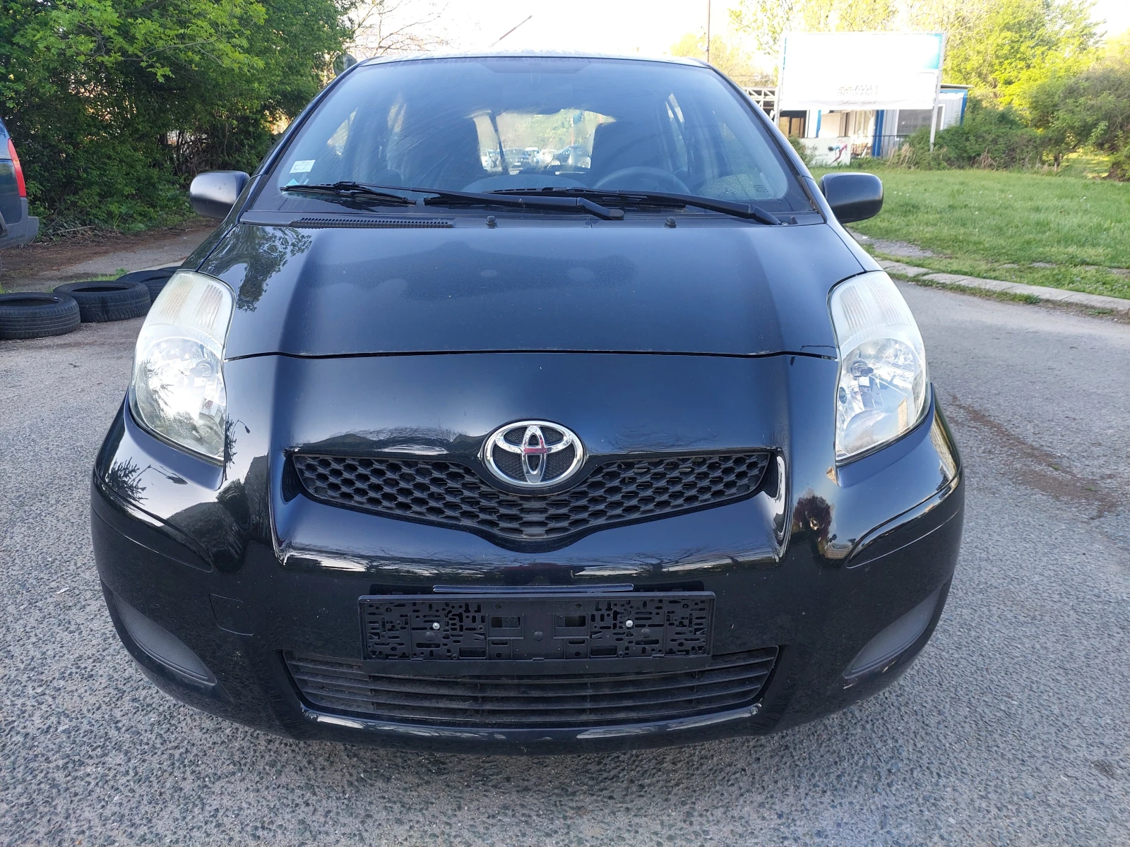 Toyota Yaris  FACELIFT - изображение 2
