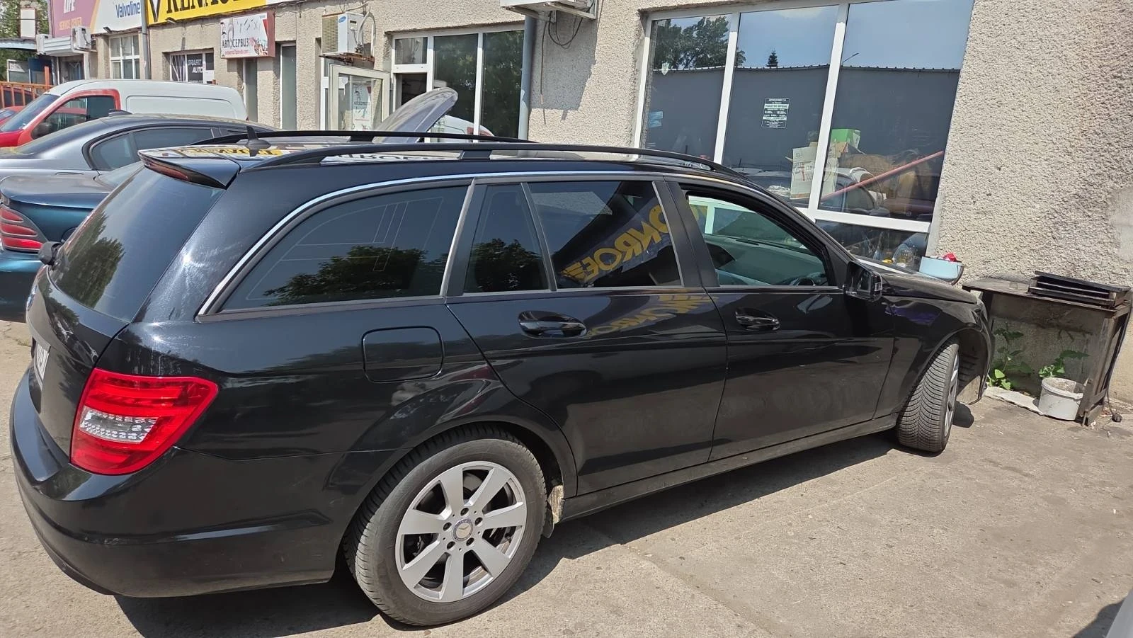 Mercedes-Benz C 220 220 CDI  - изображение 3