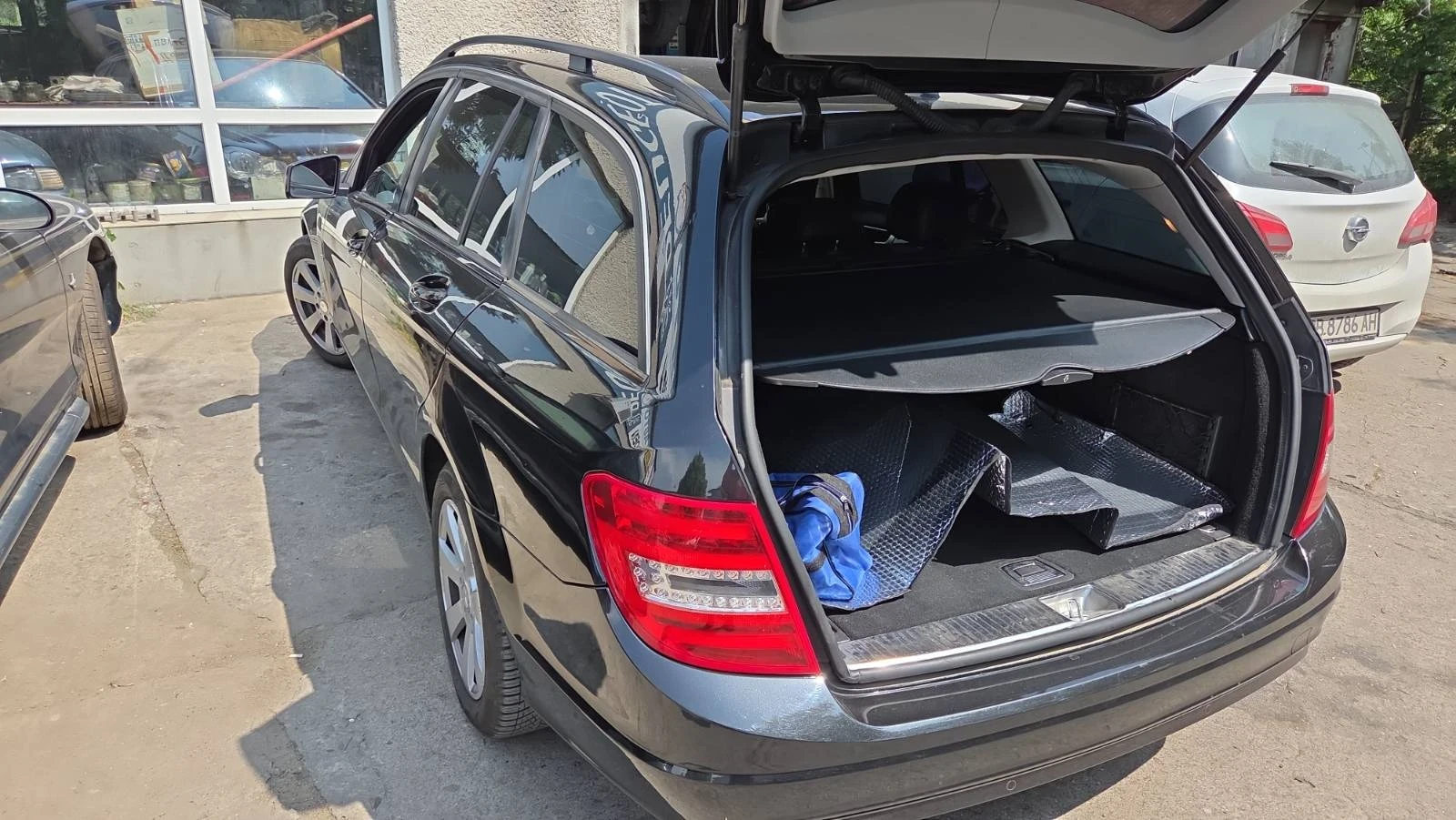 Mercedes-Benz C 220 220 CDI  - изображение 2