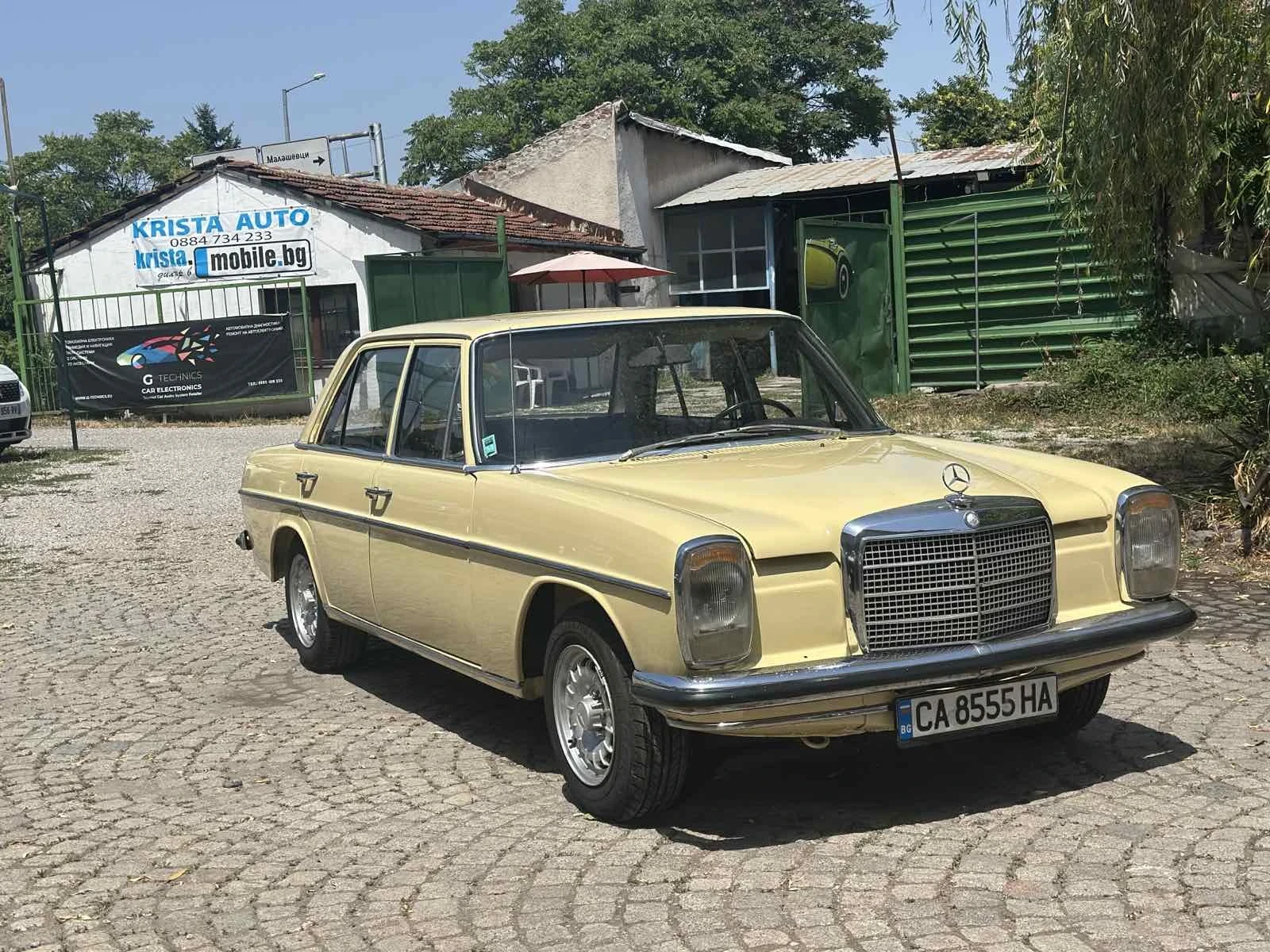 Mercedes-Benz 114 230  - изображение 2