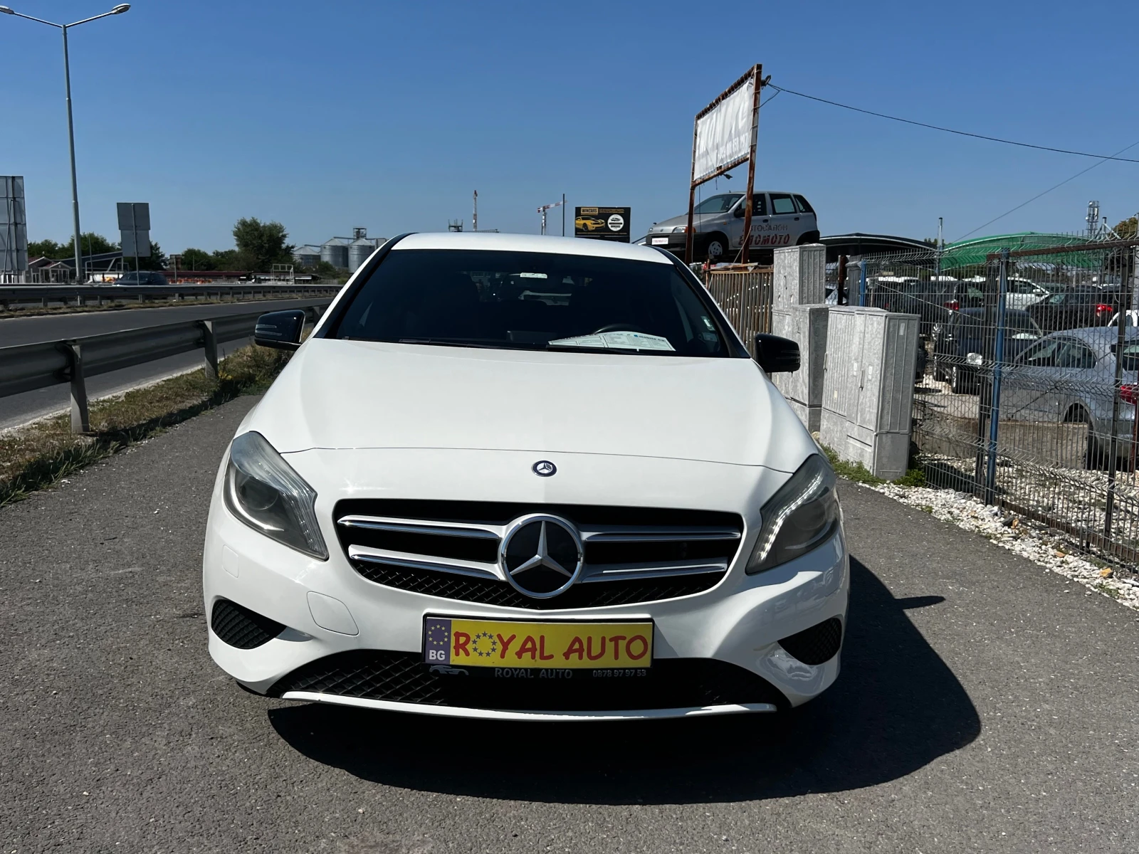 Mercedes-Benz A 200 ЛИЗИНГ-КЛИМАТРОНИК-НАВИГАЦИЯ-КОЖА-КАМЕРА - изображение 2
