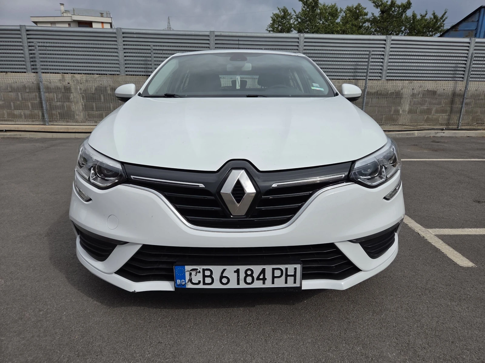 Renault Megane 1.5dci/105hp | Закупена от магазин в Бг| Отлично с - изображение 2