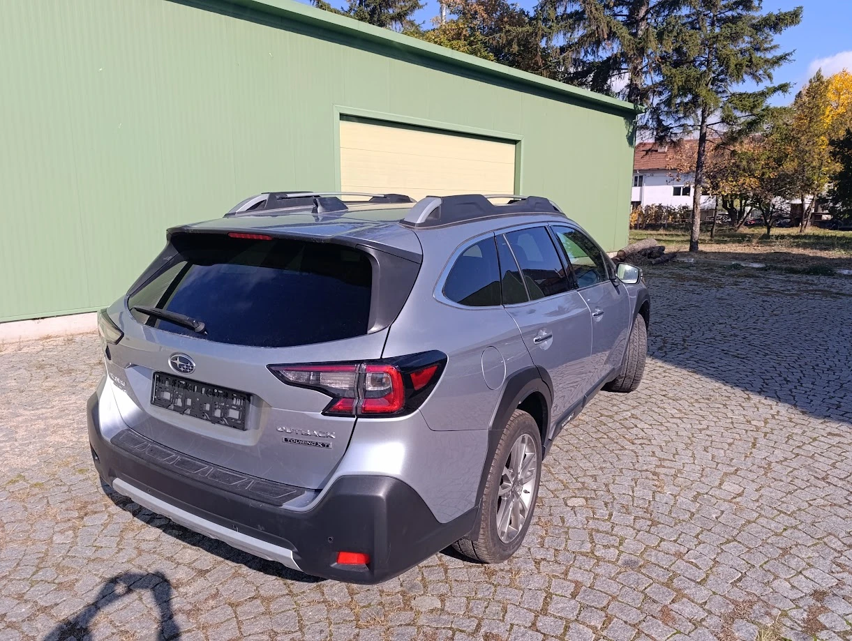 Subaru Outback 2.4 Touring - изображение 3