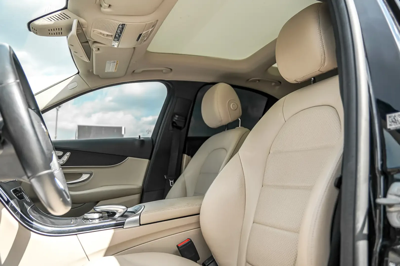 Mercedes-Benz C 300 AMG, PANORAMA, BLIND SPOT, , KEYLESS | Mobile.bg   6