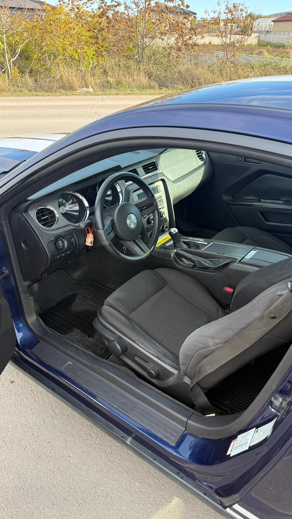 Ford Mustang 3.7 - изображение 7