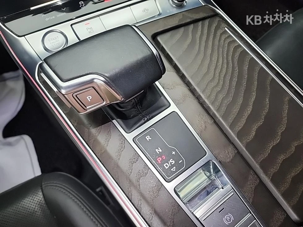 Audi A6 45 TFSI Quattro  - изображение 8