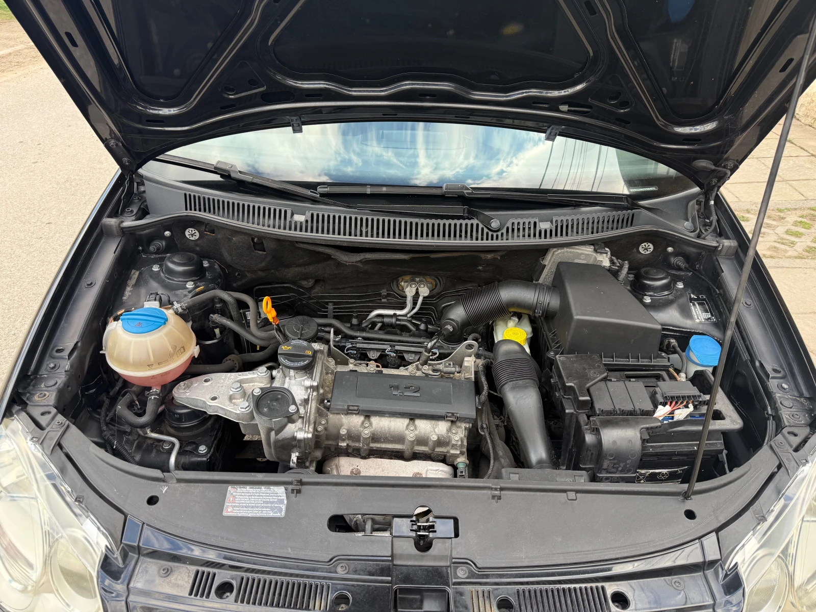 VW Polo, снимка 15 - Автомобили и джипове - 53990297