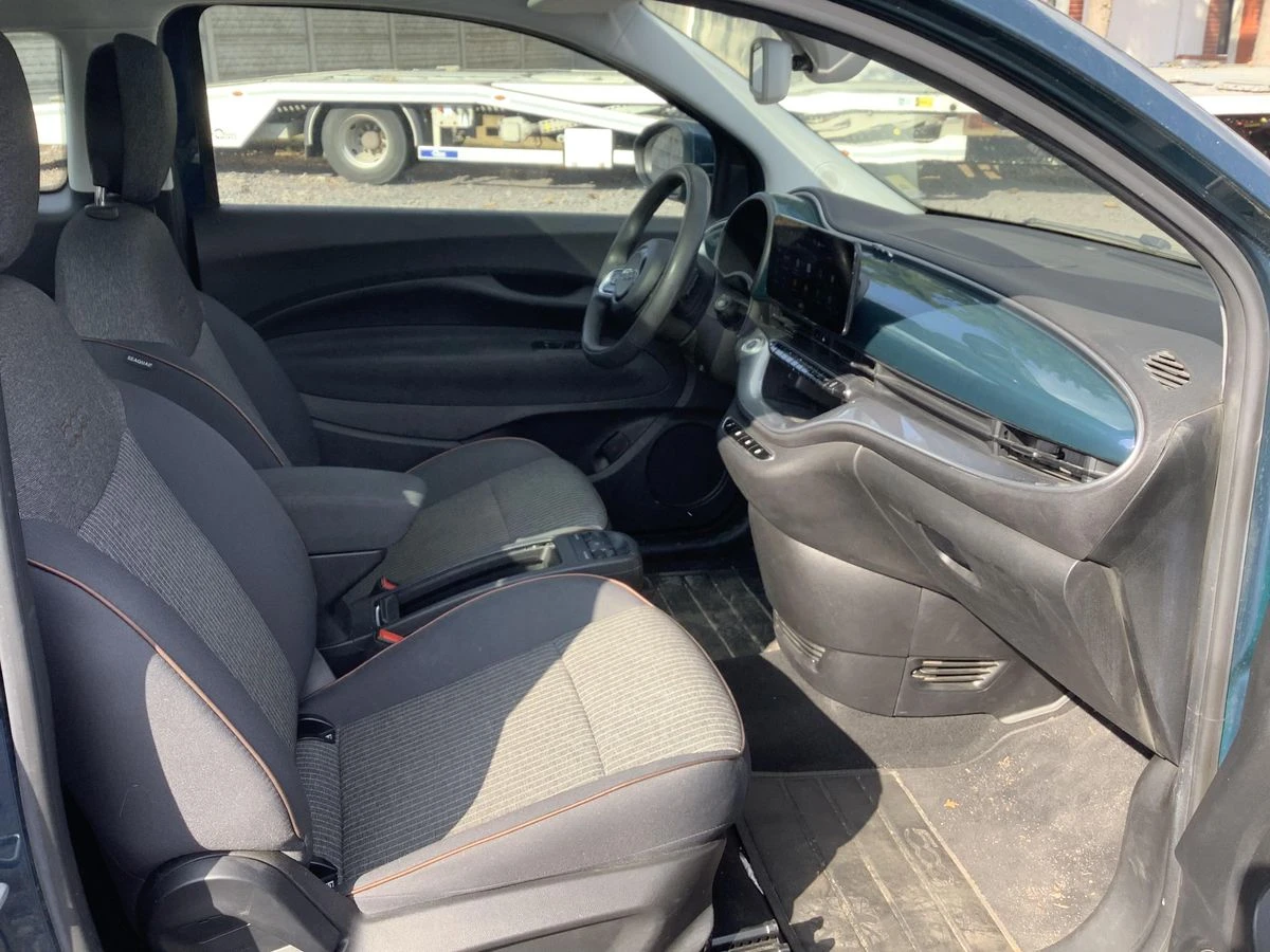 Fiat 500 Icon Plus, снимка 7 - Автомобили и джипове - 54145491