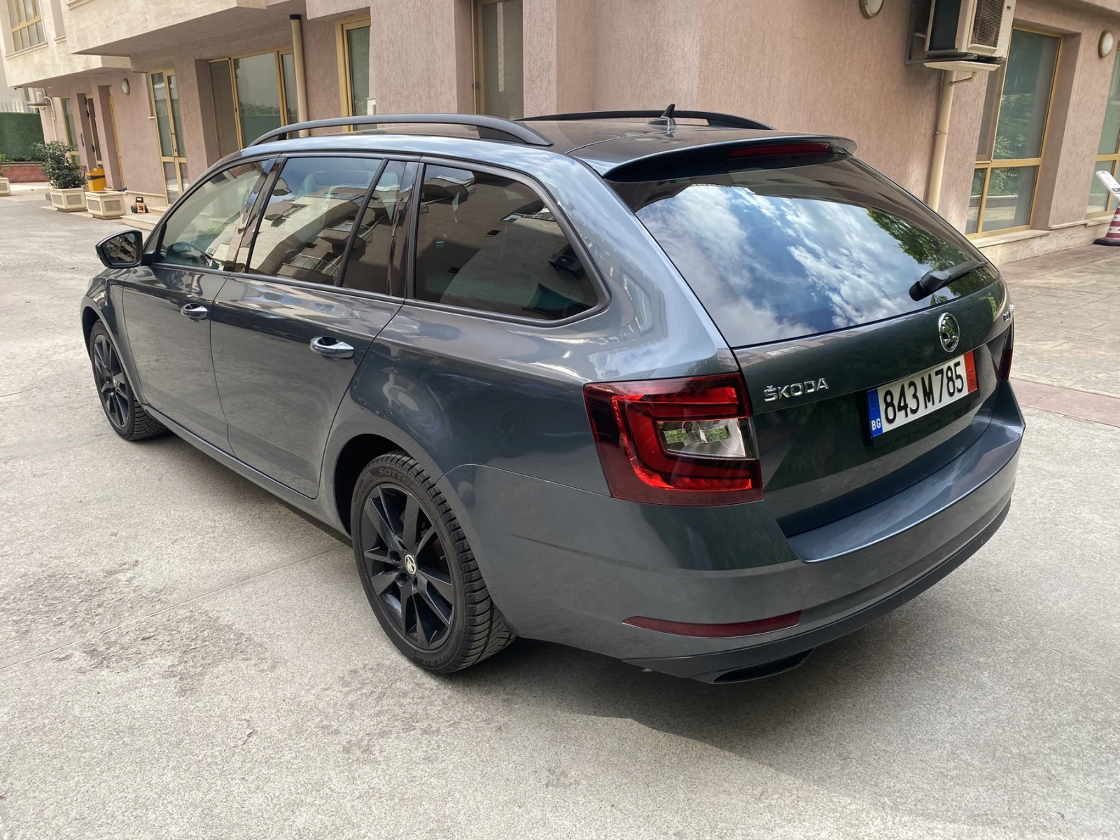 Skoda Octavia 1.5 TSI /DSG /Sport Business , снимка 7 - Автомобили и джипове - 54229658