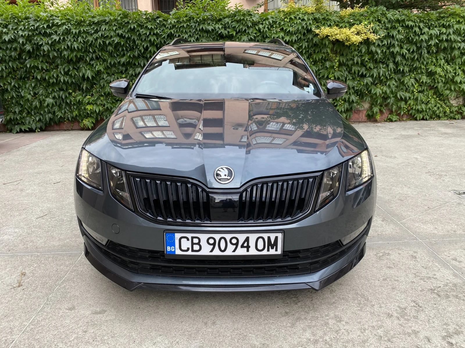 Skoda Octavia 1.5 TSI /DSG /Sport Business , снимка 2 - Автомобили и джипове - 54229658