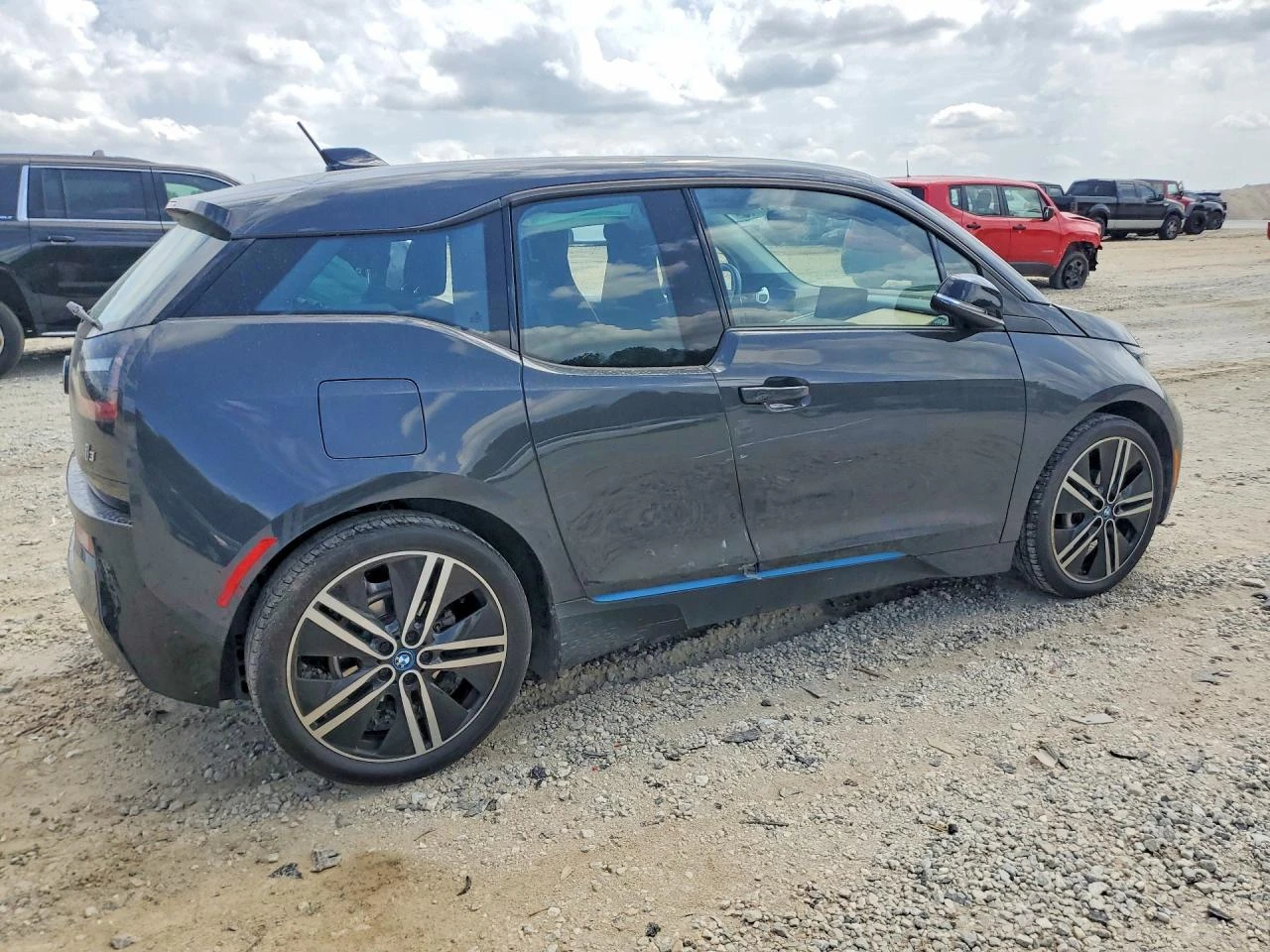 BMW i3 BEV* RWD* Кафява кожа, снимка 4 - Автомобили и джипове - 54615830