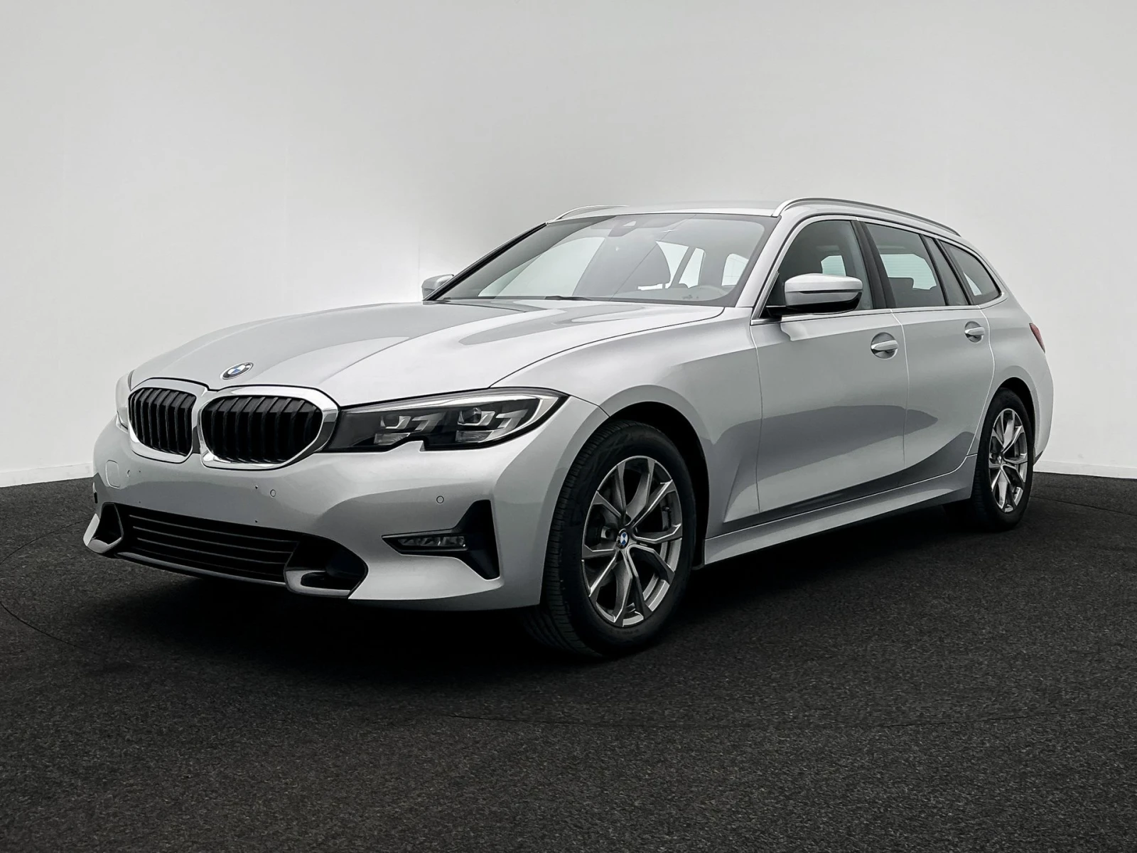 BMW 318 Touring 318d 150hp, снимка 3 - Автомобили и джипове - 54830917