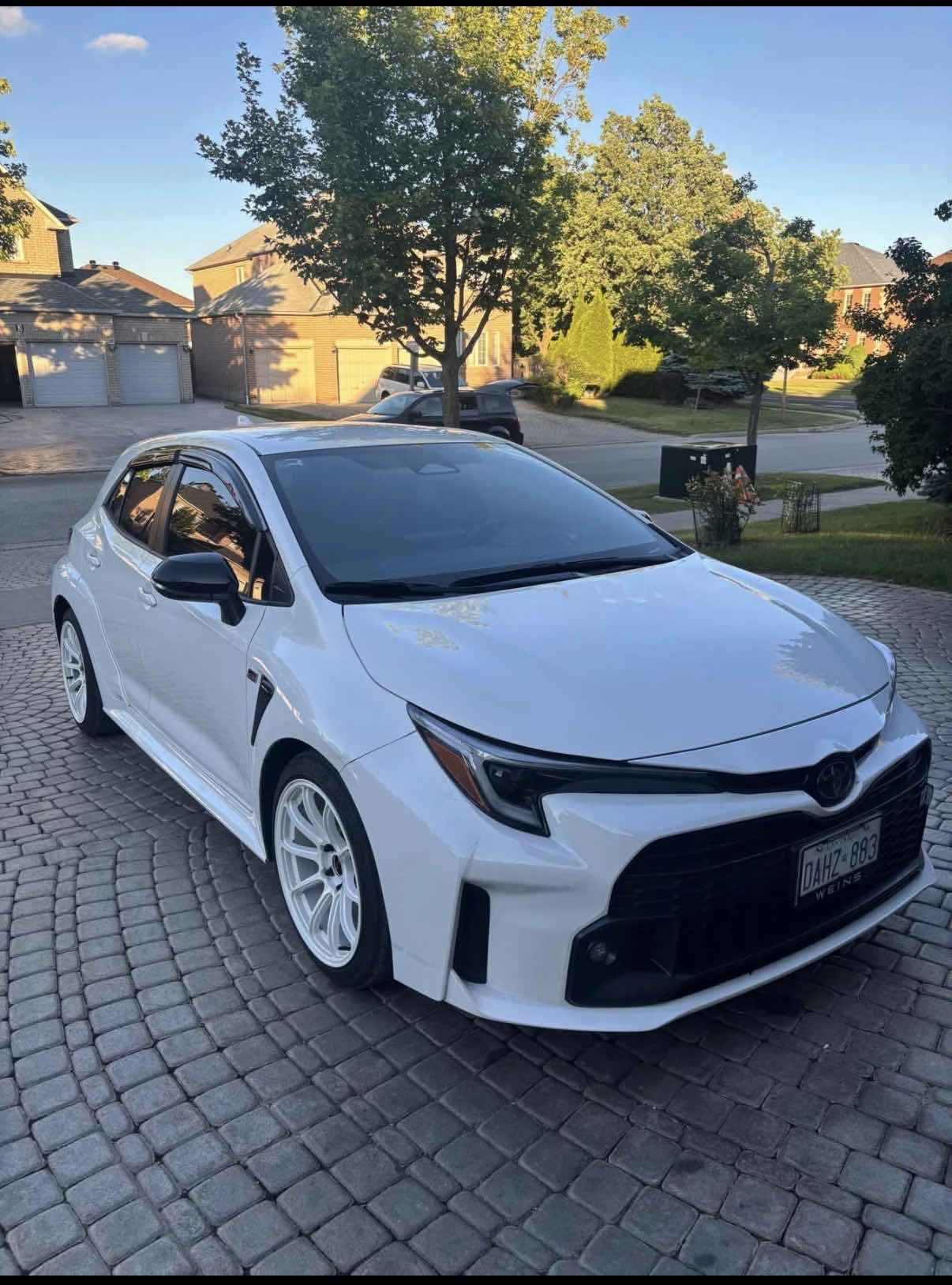 Toyota Corolla GR * CARFAX * АВТО КРЕДИТ * , снимка 2 - Автомобили и джипове - 54983214