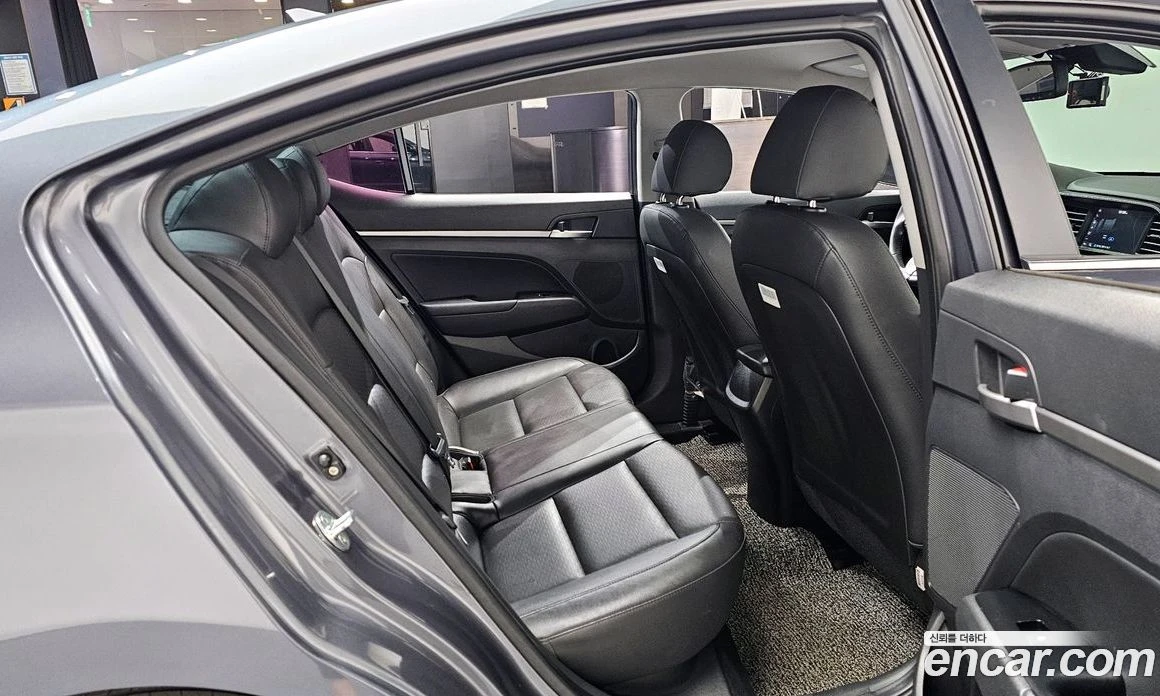 Hyundai Elantra 1.6 LPi Modern(Handicapped), снимка 17 - Автомобили и джипове - 55972700