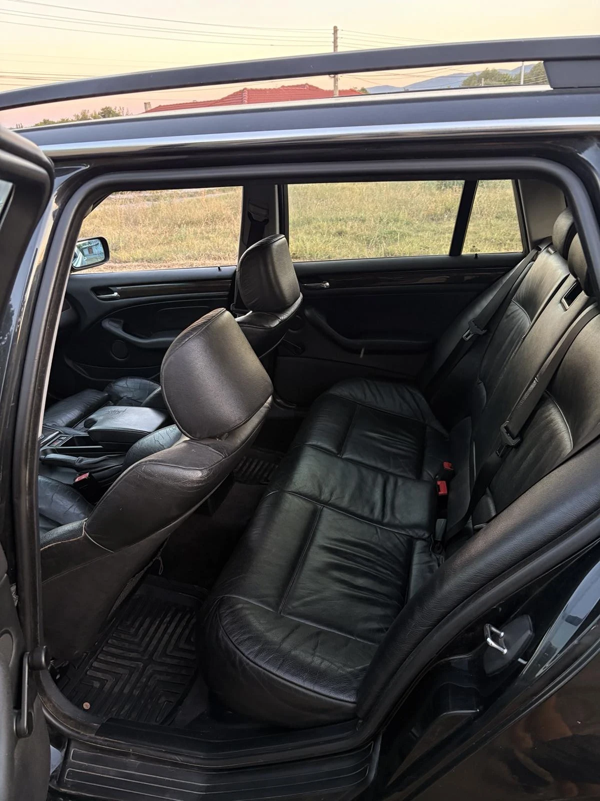 BMW 320, снимка 8 - Автомобили и джипове - 55994252