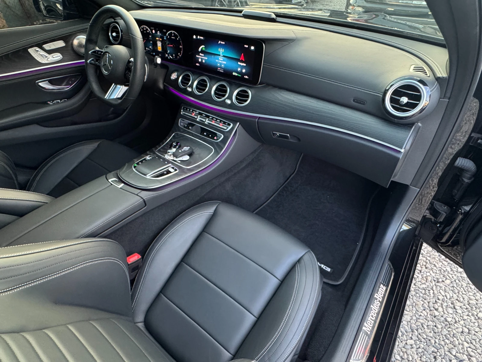Mercedes-Benz E 220 d 4matic ! AMG Line !, снимка 11 - Автомобили и джипове - 56163647
