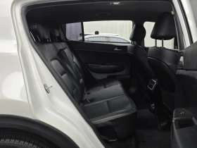 Kia Sportage Diesel 2.0 2WD| 181к.с.| ВКЛ.ТЕХНОТЕСТ, снимка 11